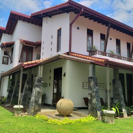 Cosy Nest Home Stay Negombo Kültér fotó