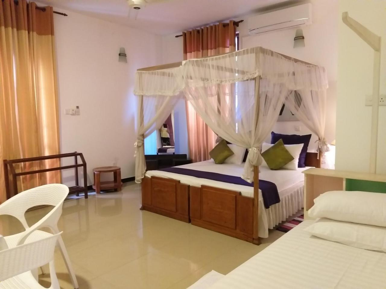 Cosy Nest Home Stay Negombo Szoba fotó