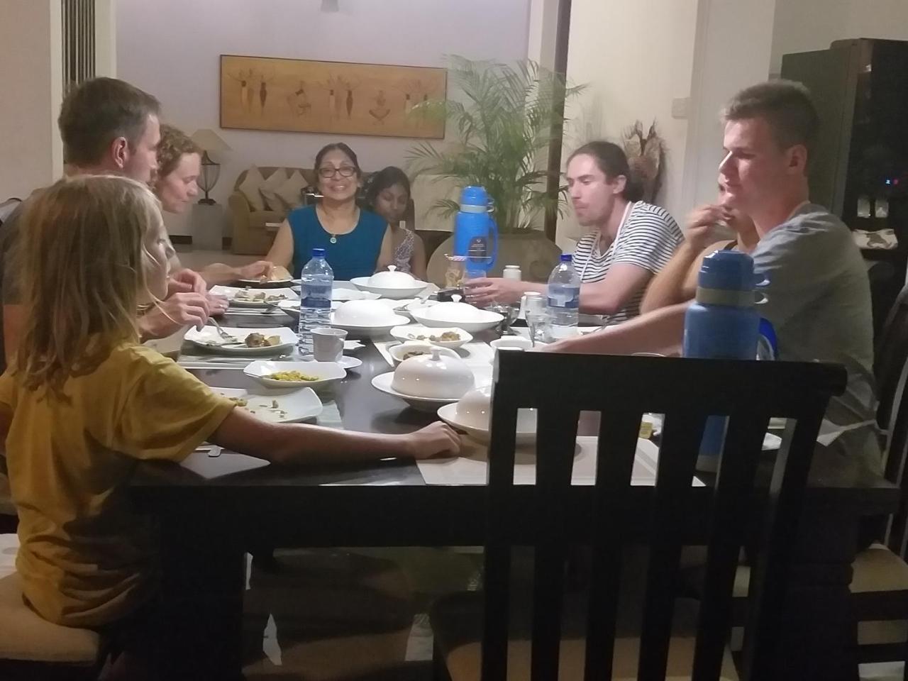 Cosy Nest Home Stay Negombo Kültér fotó