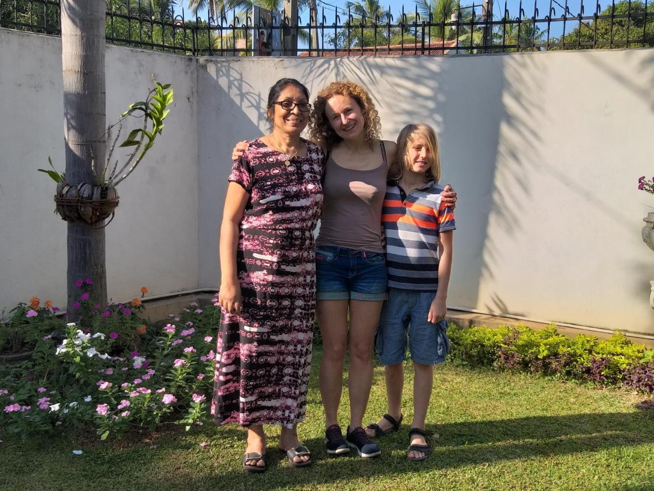 Cosy Nest Home Stay Negombo Kültér fotó