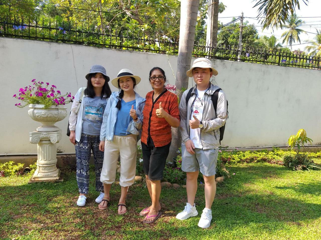 Cosy Nest Home Stay Negombo Kültér fotó